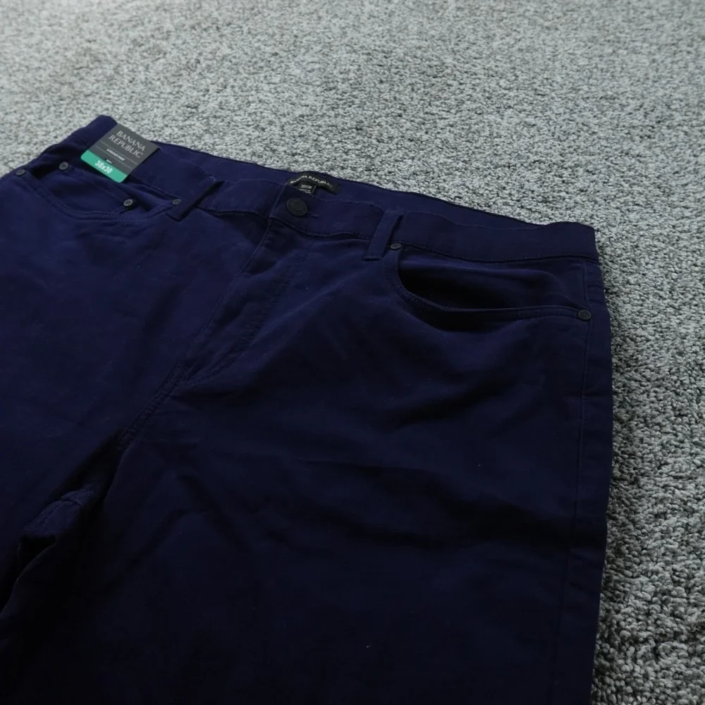 NEW Banana Republic Jeans Mens 38X30 Blue Five Pocket Pants Straight Stretch